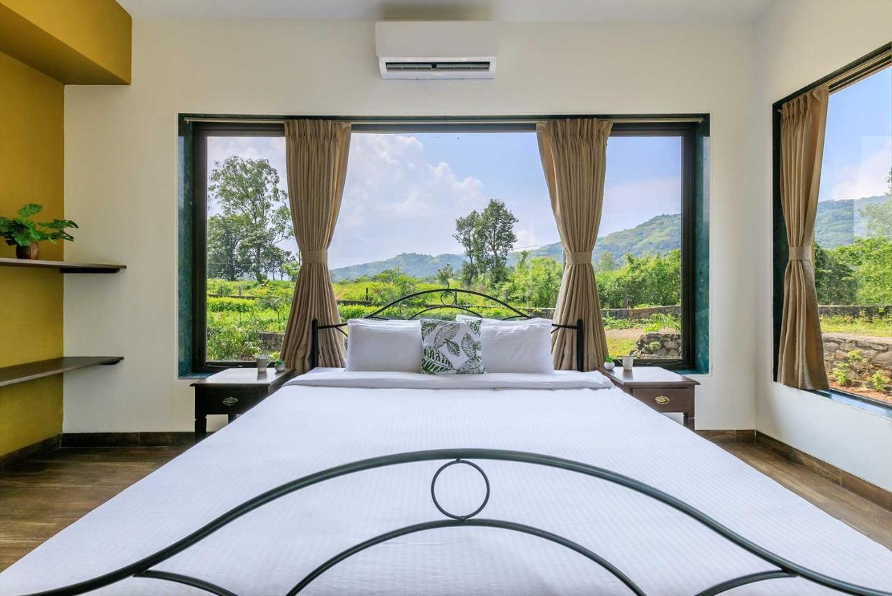 Stayvista'S Shivom Villa 2 - A Serene Escape With Views Of The Valley And Lake Lonavala Exterior foto